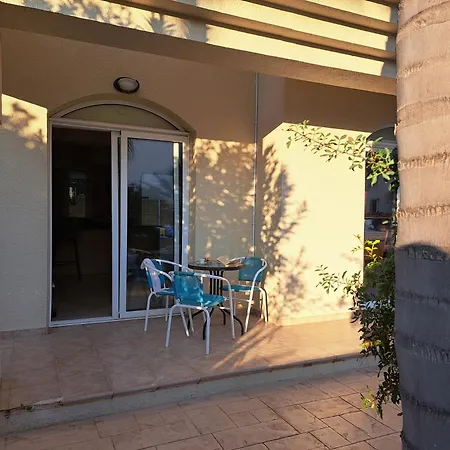 Villa Kappari Blue Villa, 5 Min Walk From The Sea *
