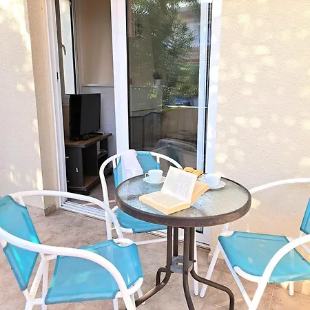 Villa Kappari Blue Villa, 5 Min Walk From The Sea Paralimni