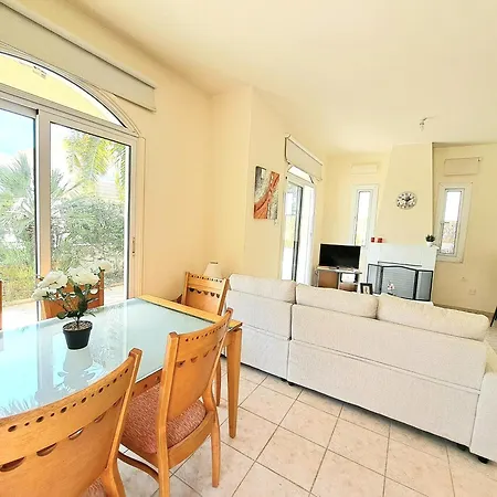 Kappari Blue Villa, 5 Min Walk From The Sea Паралимни