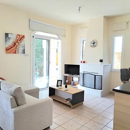 Kappari Blue Villa, 5 Min Walk From The Sea *