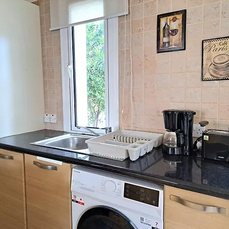 Kappari Blue Villa, 5 Min Walk From The Sea