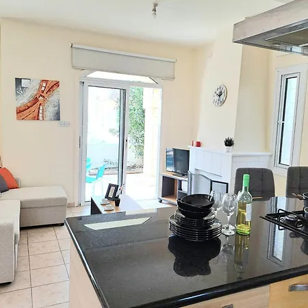 Kappari Blue Villa, 5 Min Walk From The Sea Villa